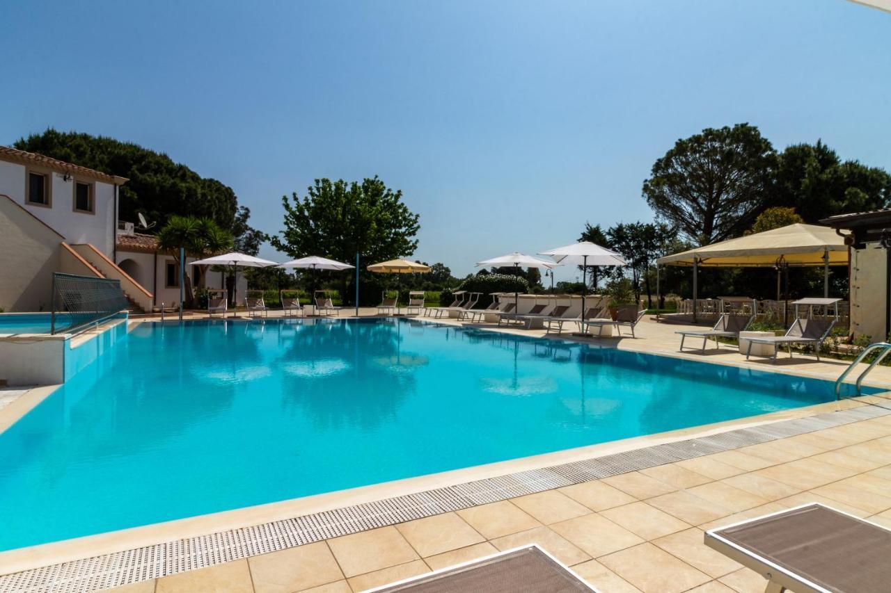 קרדדו Museddu Beach Residence מראה חיצוני תמונה